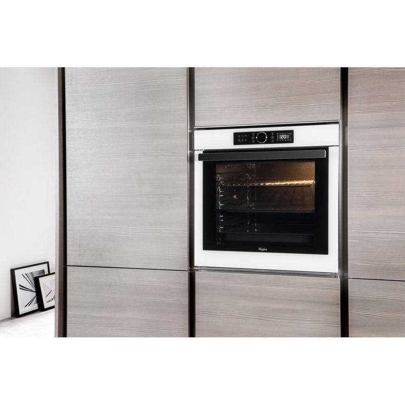 Whirlpool Piekarnik Do zabudowy AKZM 8420 WH Elektryczny A+ Lifestyle perspective