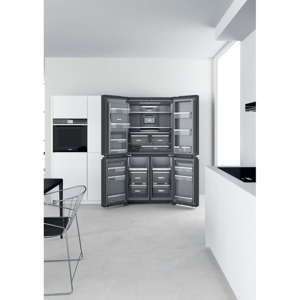 Whirlpool Side-by-Side Wolnostojące WQ9I FO1BX Czarna stal Lifestyle frontal open