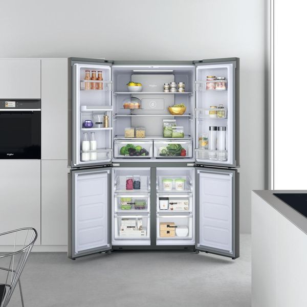 Whirlpool-Side-by-Side-Wolnostojące-WQ9-U1GX-Glass-Inox-Lifestyle-frontal-open