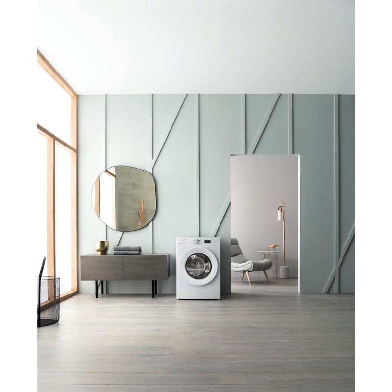 Whirlpool Pralka Wolnostojące FFL 6238 W EE Biel Ładowany od frontu D Lifestyle frontal