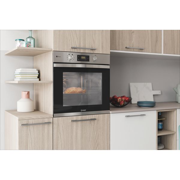 Indesit-Piekarnik-Do-zabudowy-IFWS-3841-JH-IX-Elektryczny-A--Lifestyle-perspective