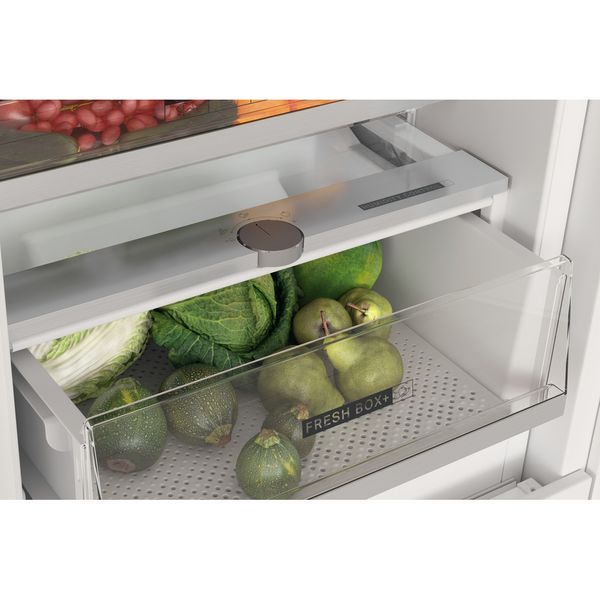 Whirlpool-Lodowka-z-zamrażarką-Do-zabudowy-WHC18-T594-Biel-Dwudrzwiow-y-a-Drawer