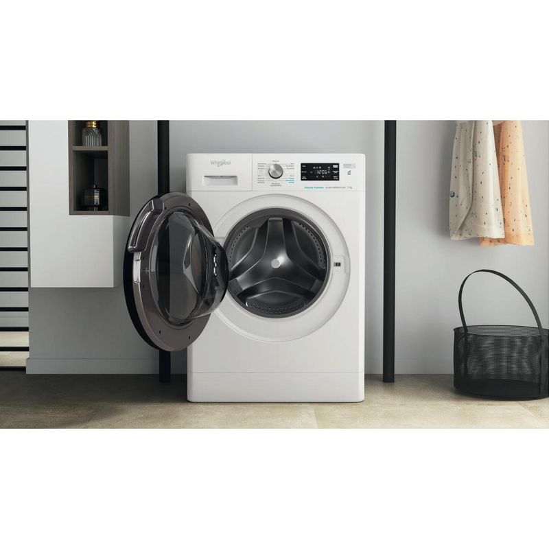 Whirlpool Pralka Wolnostojące FFB 7259 BV PL Biel Ładowany od frontu B Lifestyle frontal open