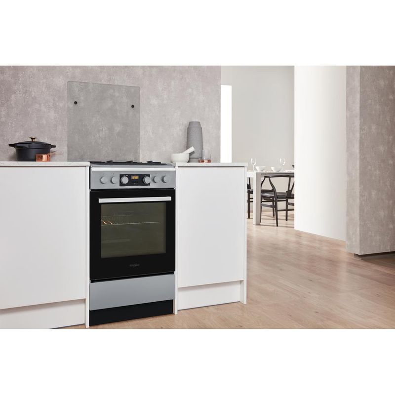 Whirlpool-Kuchenka-WS5G8CHX-E-Inox-Gazowy-Lifestyle-perspective