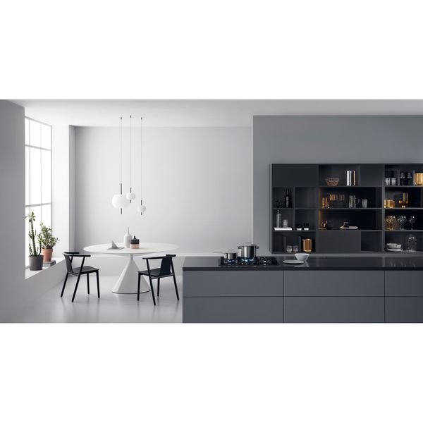 Whirlpool-Płyta-grzewcza-AKWL-728-NB-Czarny-Gazowy-Lifestyle-frontal