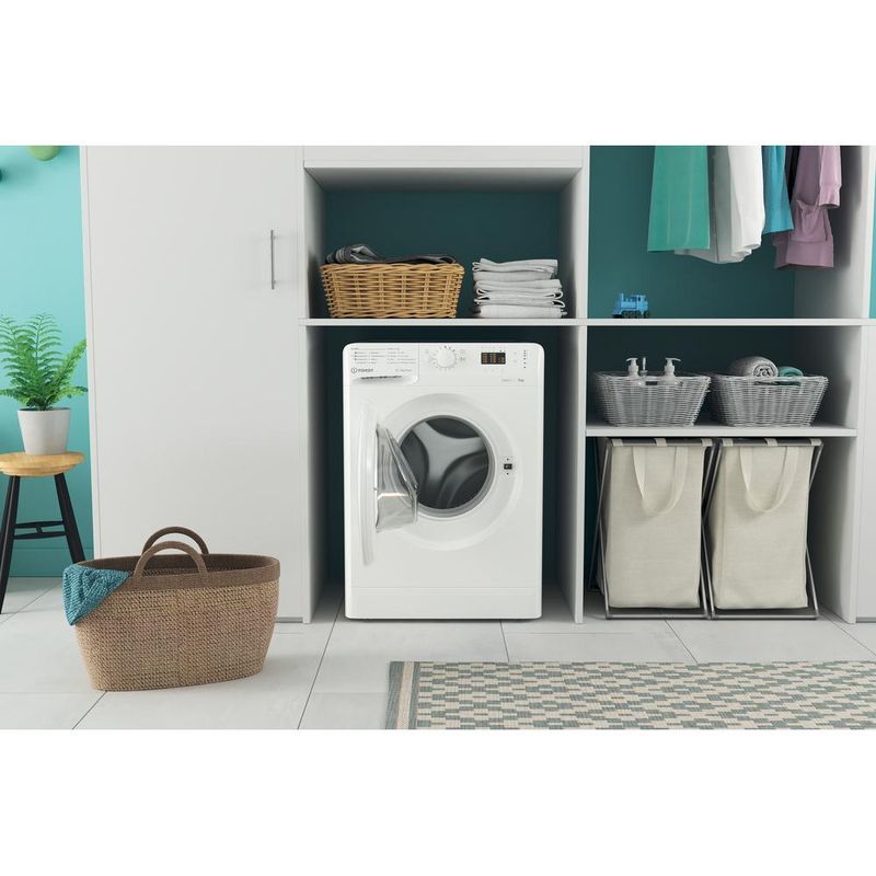 Indesit Pralka Wolnostojące MTWA 71252 W PL Biel Ładowany od frontu E Lifestyle frontal open