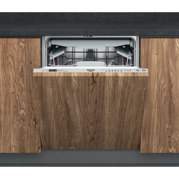 Hotpoint_Ariston-Zmywarka-Zabudowa-HI-5030-WEF-W-pełni-zintegrowany-D-Frontal