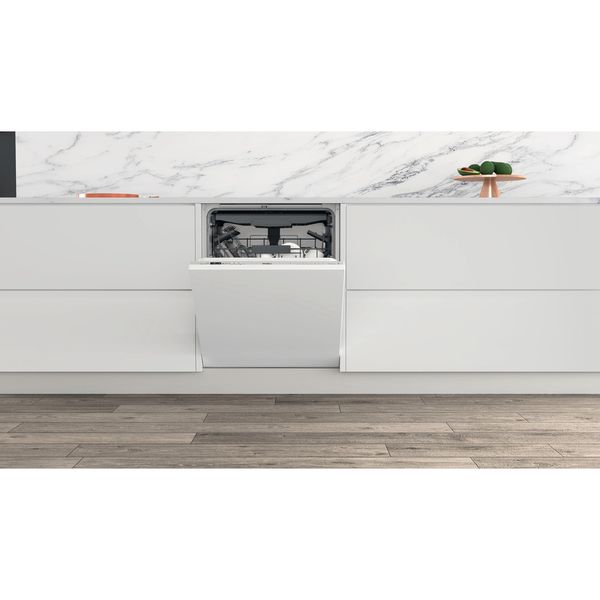 Whirlpool-Zmywarka-Do-zabudowy-WIC-3C34-PFE-S-Zintegrowane-D-Lifestyle-frontal-open