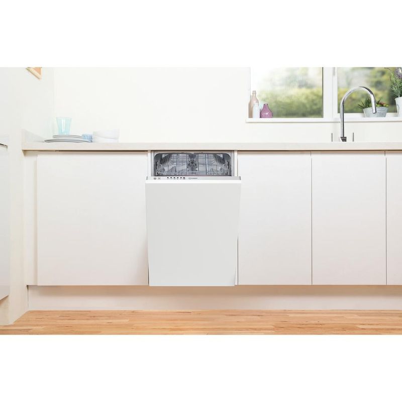 Indesit-Zmywarka-Do-zabudowy-DSIE-2B10-Zintegrowane-F-Lifestyle-frontal