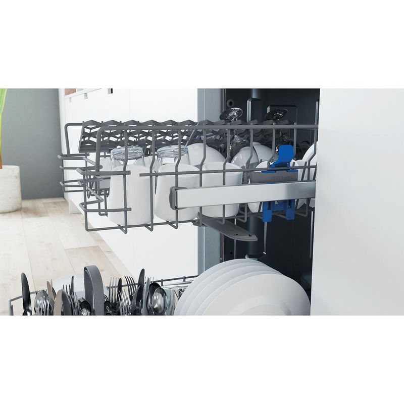 Indesit-Zmywarka-Do-zabudowy-DSIE-2B10-Zintegrowane-F-Lifestyle-detail