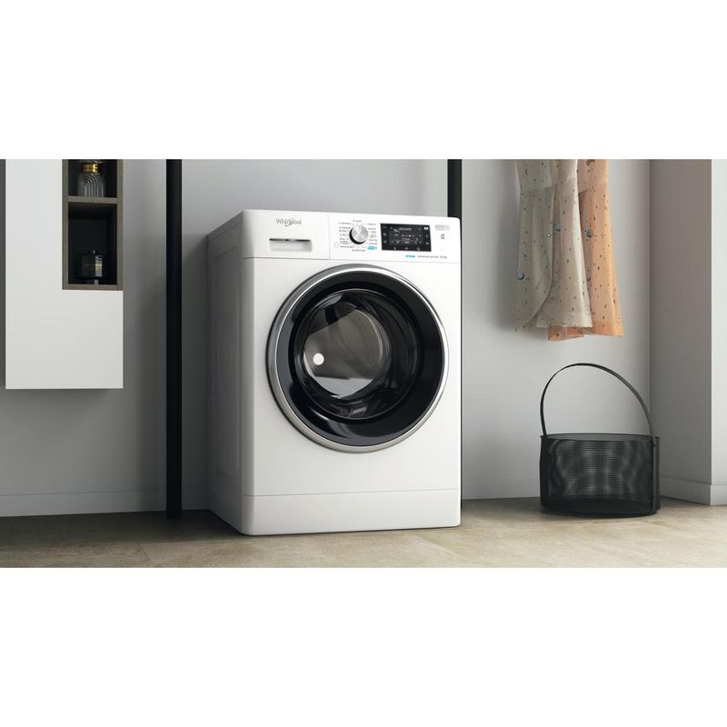 Whirlpool Pralka Wolnostojące FFD 10469 BCV EE Biel Ładowany od frontu A Lifestyle perspective