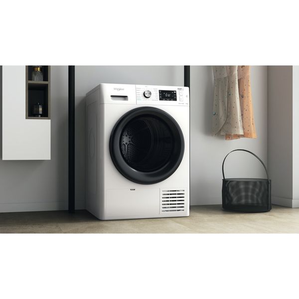 Whirlpool-Suszarka-FFT-M22-9X2B-PL-Biel-Lifestyle-perspective