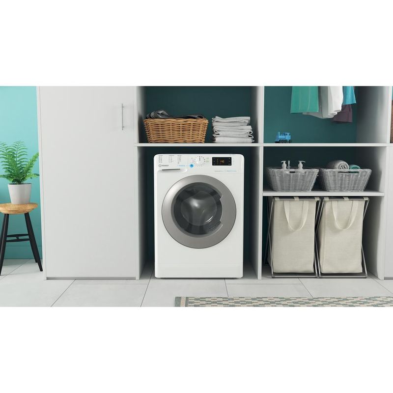 Indesit Pralka Wolnostojące BWSE 71295X WSV EU Biel Ładowany od frontu B Lifestyle frontal