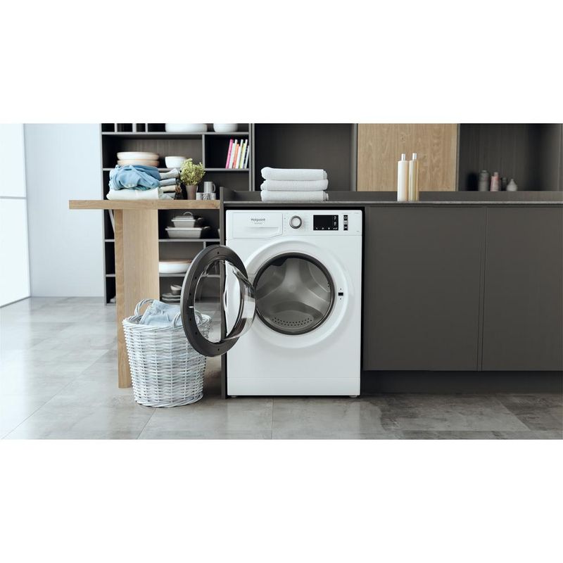 Hotpoint_Ariston Pralka Wolnostojący NM11 846 WS A EU N Biały Ładowany od frontu A Lifestyle frontal open