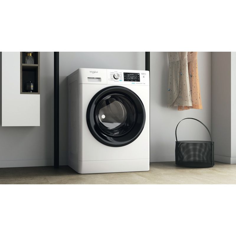 Whirlpool-Pralka-Wolnostojące-FFD-11469-BV-EE-Biel-Ładowany-od-frontu-A-Lifestyle-perspective