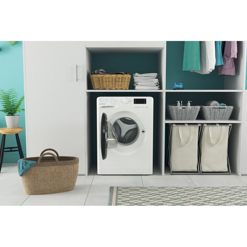 Indesit Pralka Wolnostojące MTWSE 61294 WK EE Biel Ładowany od frontu C Lifestyle frontal open