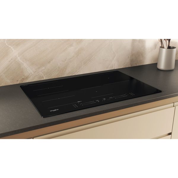Whirlpool Płyta grzewcza WF S1577 CPNE Czarny Induction vitroceramic Lifestyle perspective