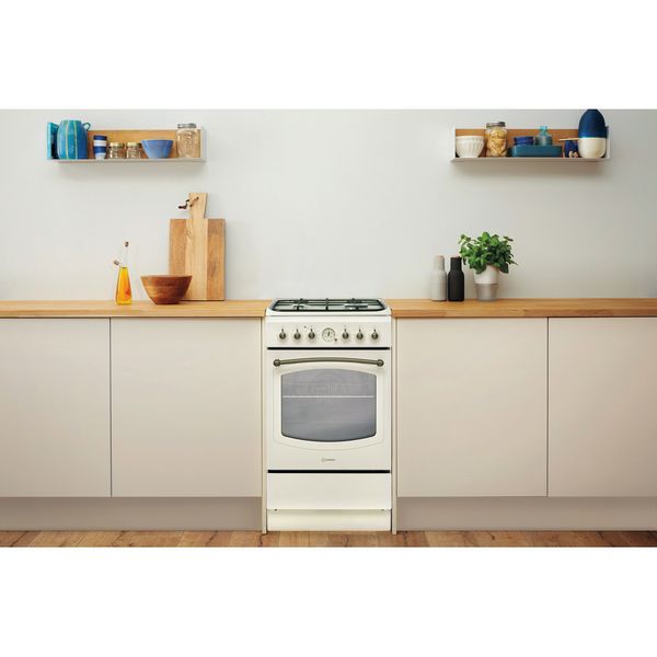 003__Lifestyle frontal