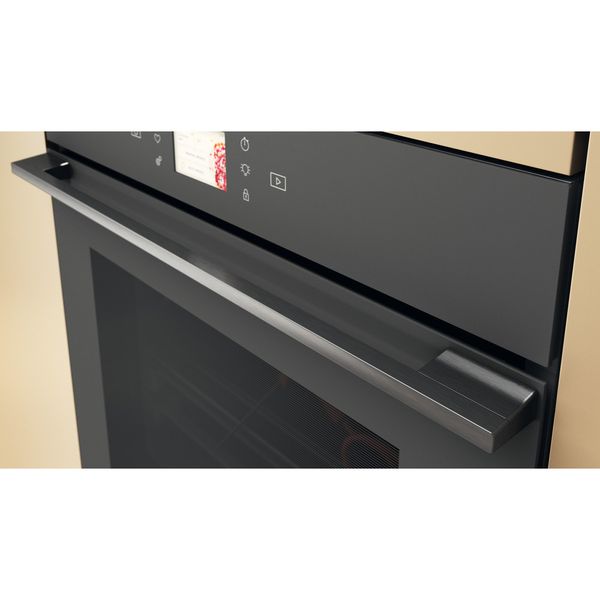 Whirlpool Piekarnik Do zabudowy WOI118FPT2SSMA Elektryczny A+ Lifestyle detail