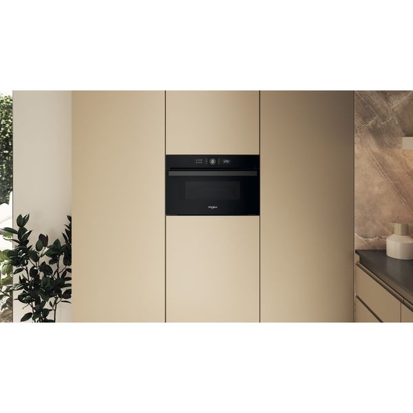 Whirlpool Mikrofalówka Do zabudowy WMD44MB Czarny Elektroniczny 31 MW + Grill 1000 Lifestyle frontal