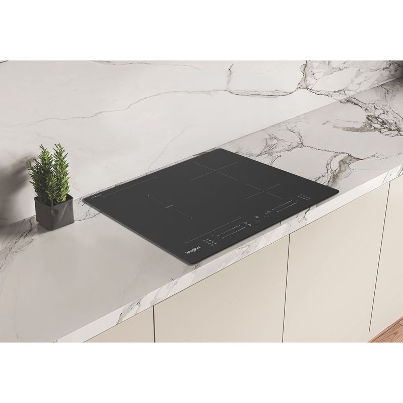 Whirlpool-Płyta-grzewcza-WF-S7560NE-BM-Czarny-Induction-vitroceramic-Lifestyle-perspective