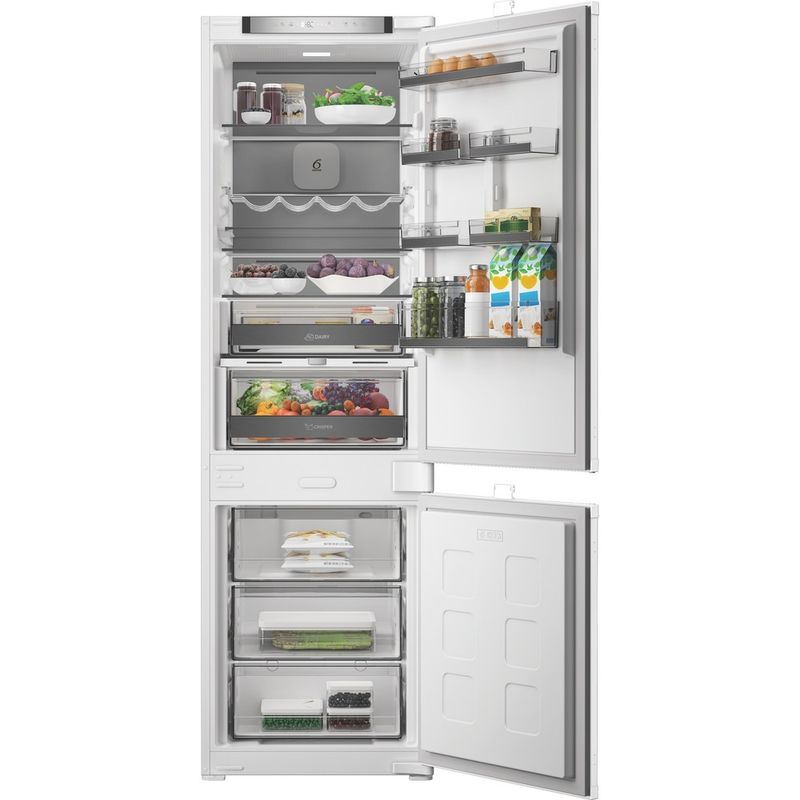 Whirlpool-Lodowka-z-zamrażarką-Do-zabudowy-WHK2-5293-B5E2-Zinc-Metal-Dwudrzwiow-y-a-Lifestyle-frontal-open