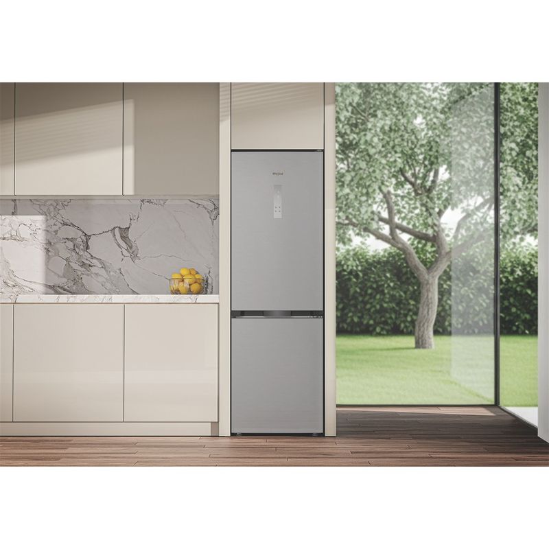 Whirlpool-Lodowka-z-zamrażarką-Wolnostojące-WHK-26372-X5EA1-ARC-764-Manhattan-Gray-Dwudrzwiow-y-a-Lifestyle-frontal
