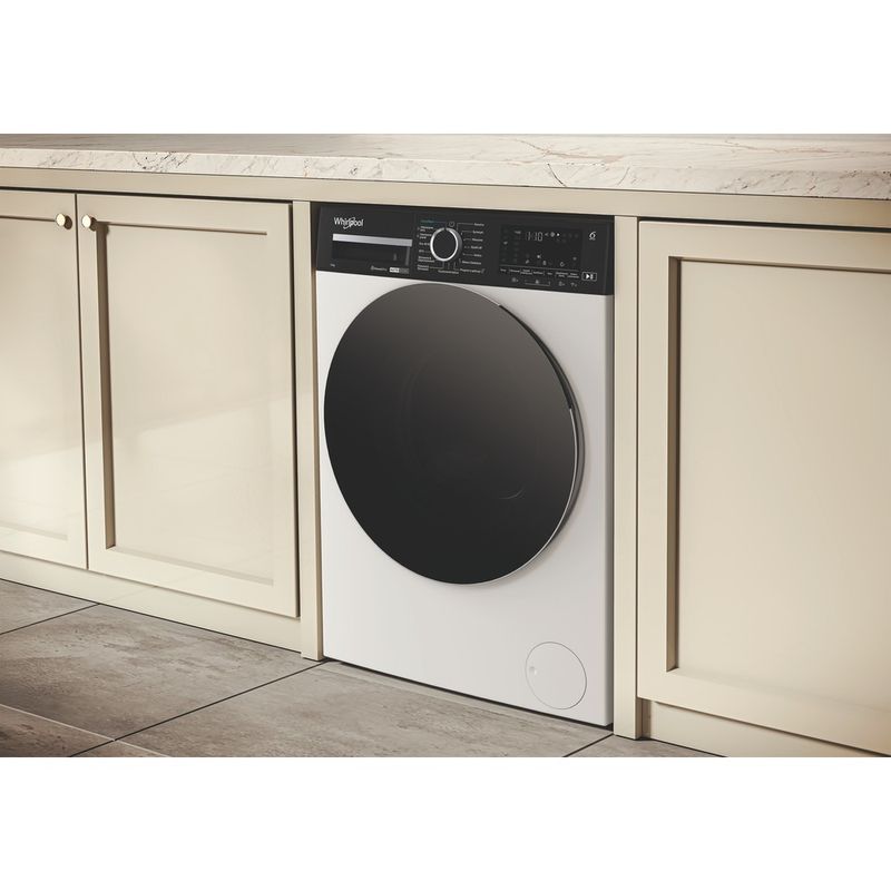 Whirlpool-Pralka-Wolnostojące-WPM-911W-ADS-PL-Biel-A-Lifestyle-perspective