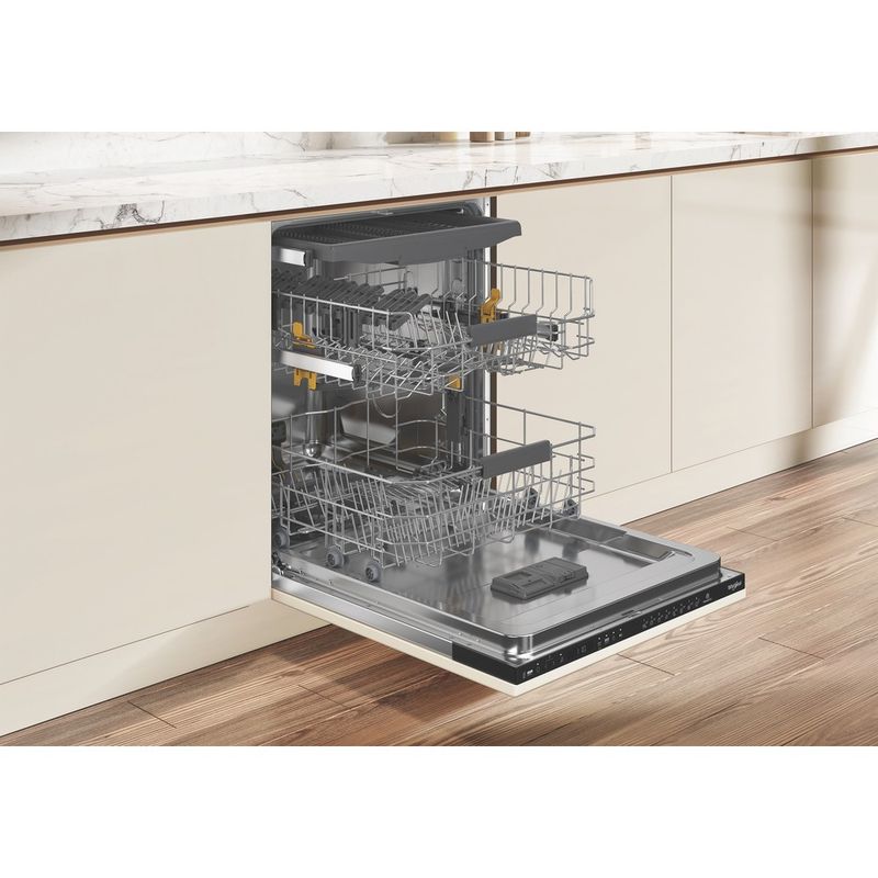 Whirlpool-Zmywarka-Do-zabudowy-WH6ITC14B4N6LWS-Zintegrowane-C-Lifestyle-perspective-open